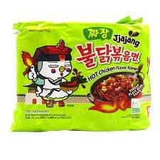 יחידות מנה חמה קוראינית עוף חריף ג'ג'אנג