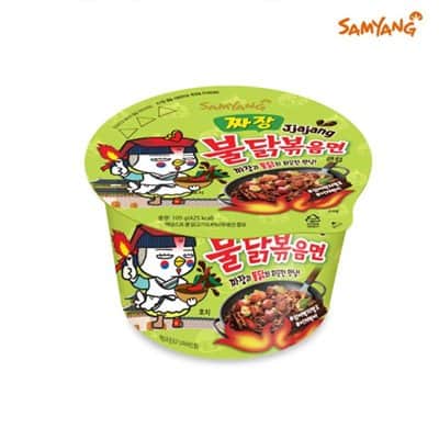 יחידה מנה חמה קוראינית עוף חריף ג'ג'אנג בקערית